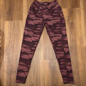 Alphalete Camouflage Leggings